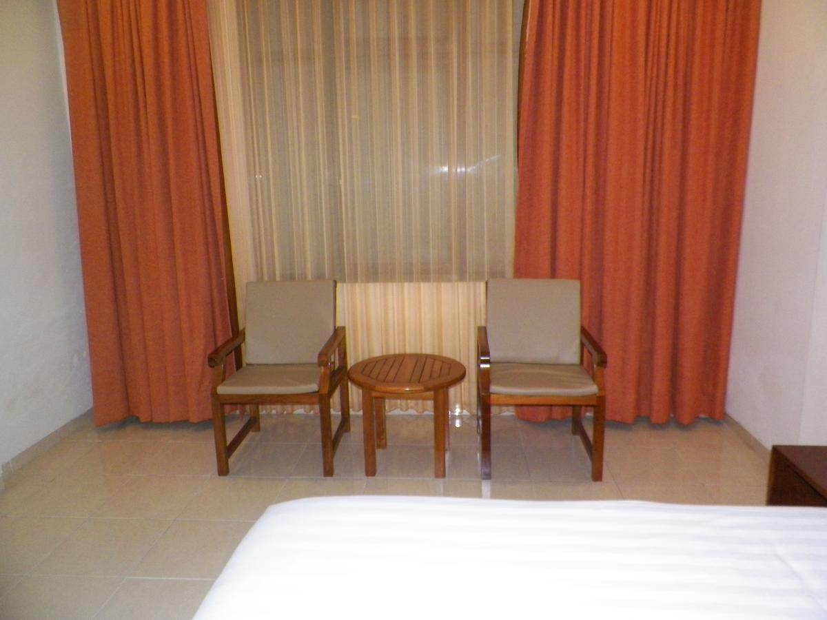 Multazam Hotel Solo Luaran gambar
