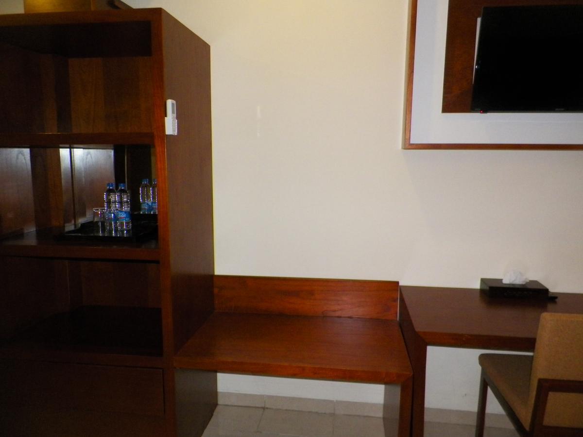 Multazam Hotel Solo Luaran gambar