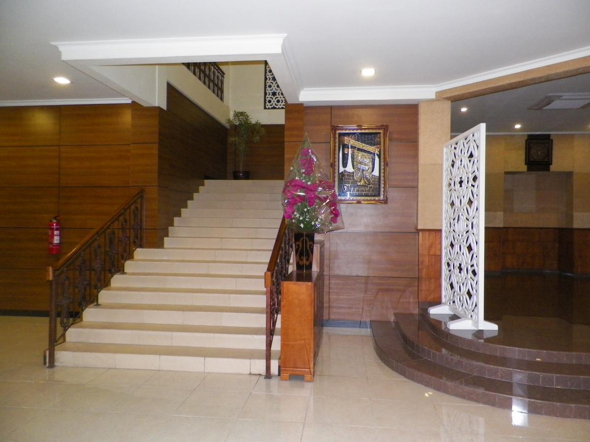 Multazam Hotel Solo Luaran gambar