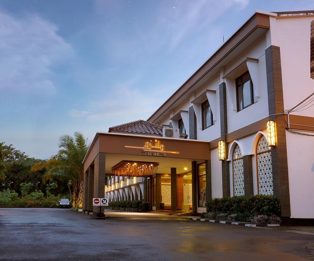 Multazam Hotel Solo Luaran gambar